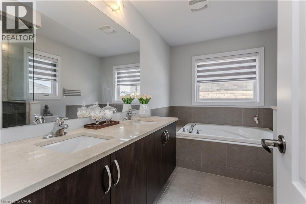 23 West Glen Avenue, Stoney Creek, Ontario  L8J 0H9 - Photo 17 - 40861116