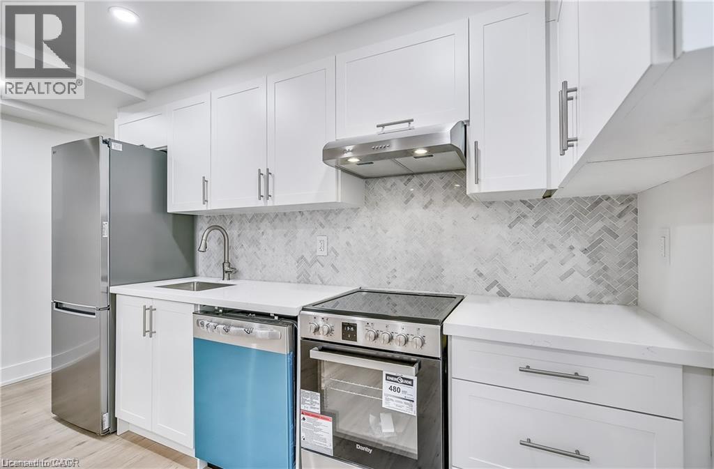 216 Ravenbury Drive Unit# B2, Hamilton, Ontario  L8W 2J1 - Photo 4 - 40861371