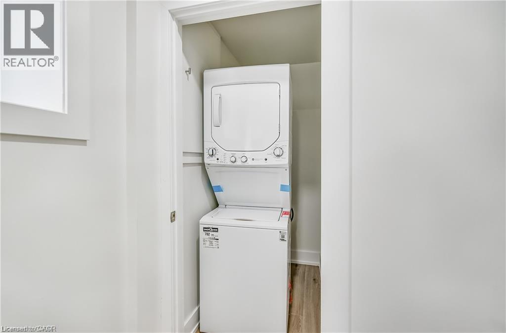 216 Ravenbury Drive Unit# B2, Hamilton, Ontario  L8W 2J1 - Photo 9 - 40861371