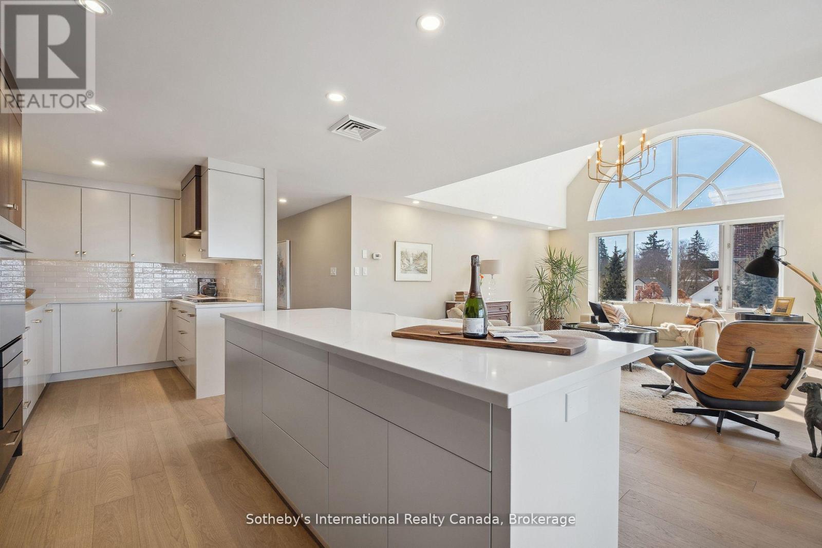 401 - 30 Front Street, Stratford, Ontario  N5A 7S3 - Photo 13 - X13756112