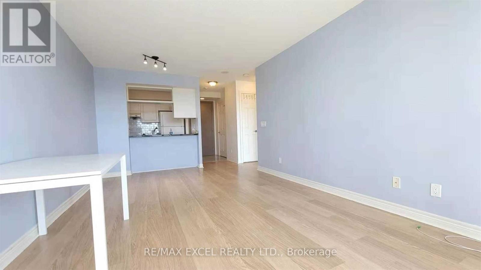 908 - 60 Town Centre Court, Toronto, Ontario  M1P 0B1 - Photo 3 - E13756124