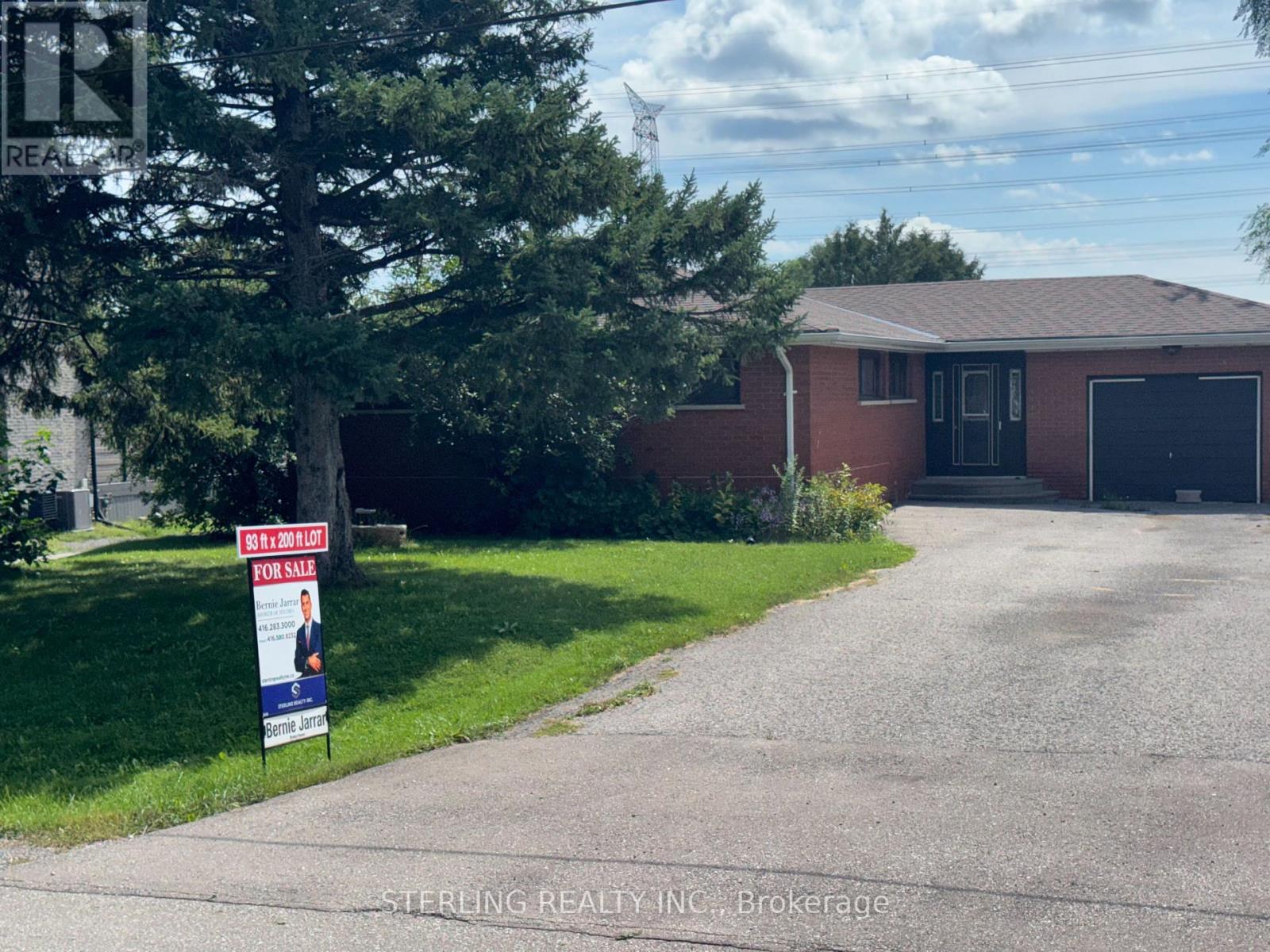 817 JOMAR AVENUE, Pickering, Ontario
