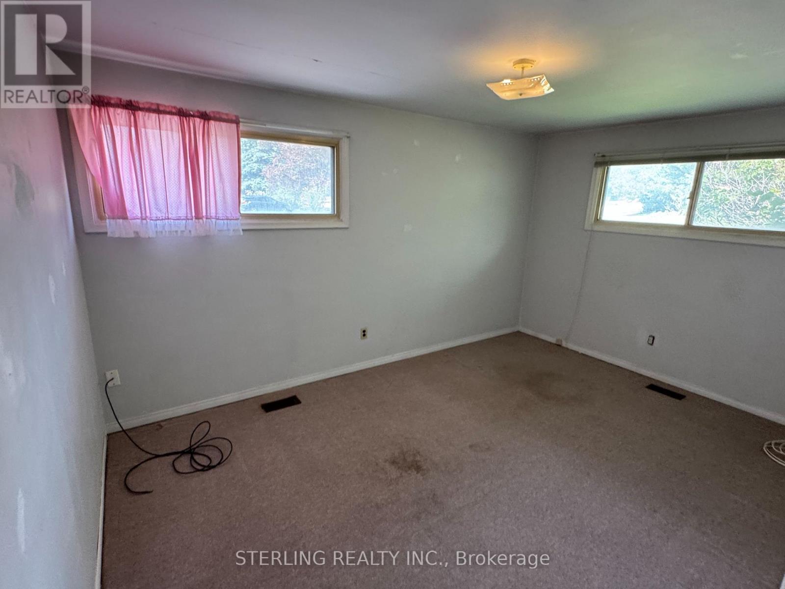 817 Jomar Avenue, Pickering, Ontario  L1X 2R4 - Photo 14 - E13756164