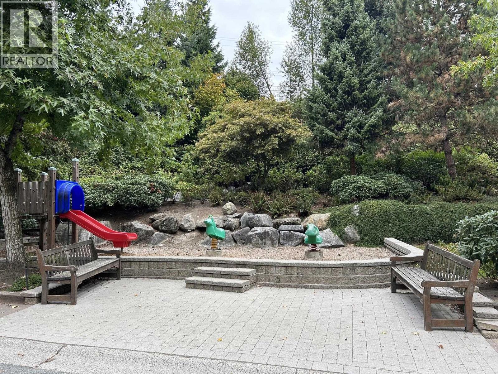205 4768 Brentwood Drive, Burnaby, British Columbia  V5C 0C7 - Photo 2 - R3162330