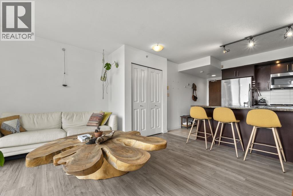 1003 1650 W 7th Avenue, Vancouver, British Columbia  V6J 5N1 - Photo 2 - R3162337
