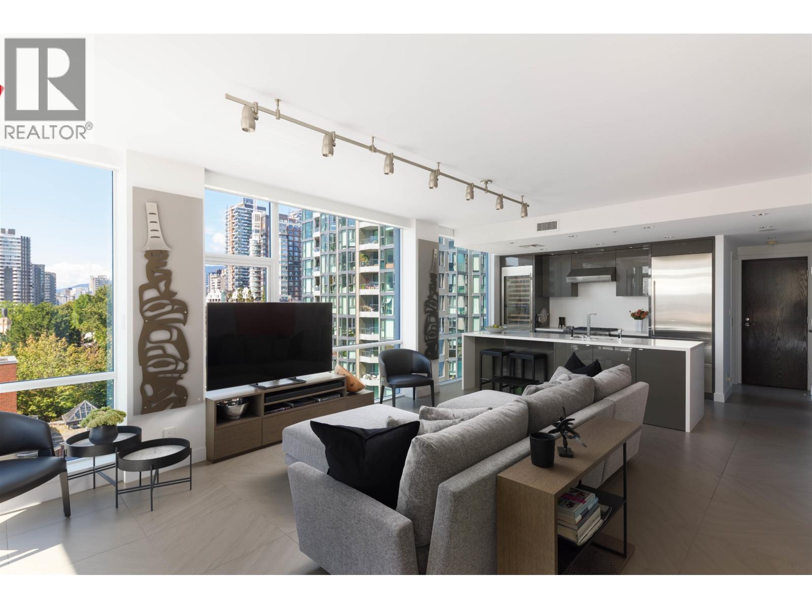 805 1455 Howe Street, Vancouver, British Columbia  V6Z 1C2 - Photo 3 - R3162339