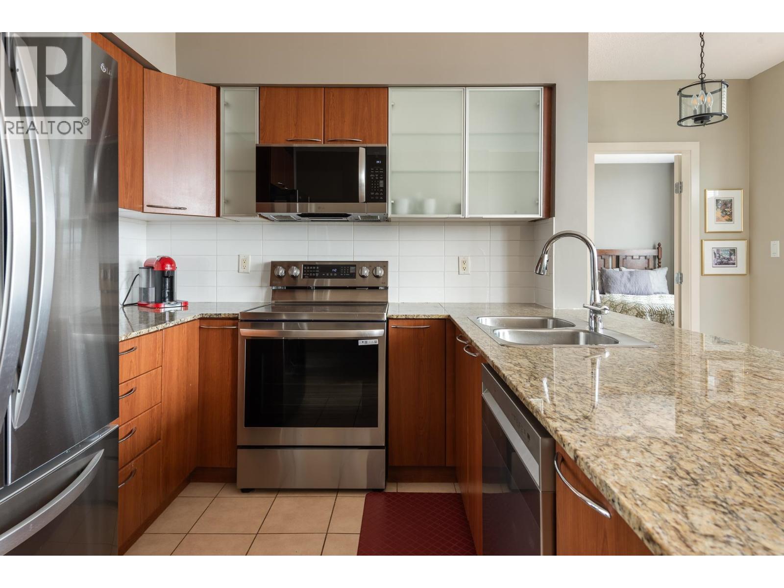 656 1483 E King Edward Avenue, Vancouver, British Columbia  V5N 5Z3 - Photo 5 - R3162344