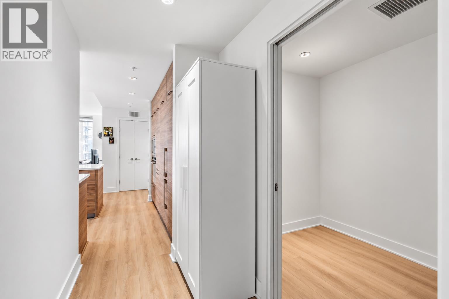 4305 1188 Pinetree Way, Coquitlam, British Columbia  V3B 0K9 - Photo 22 - R3162349