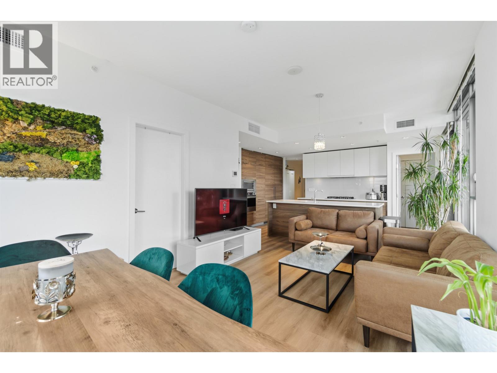 4305 1188 Pinetree Way, Coquitlam, British Columbia  V3B 0K9 - Photo 5 - R3162349