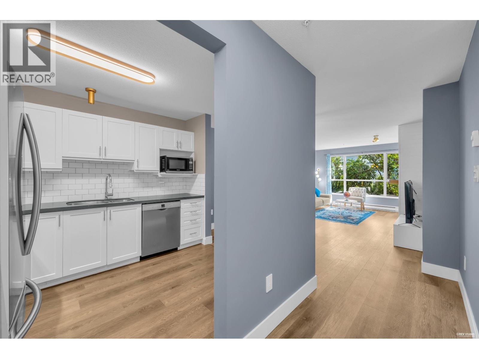 105 2558 Parkview Lane, Port Coquitlam, British Columbia  V3C 6L8 - Photo 8 - R3162351