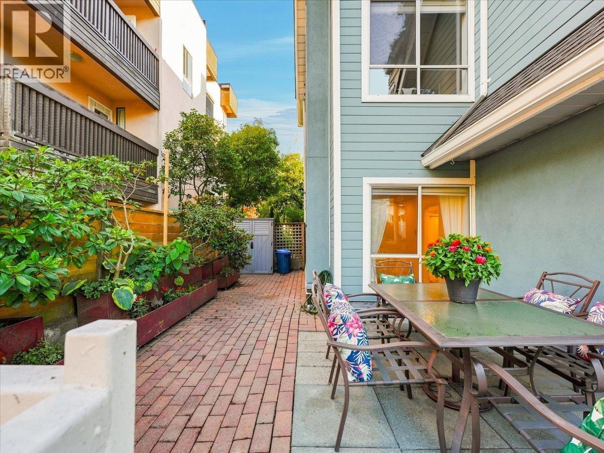 203 1729 E Georgia Street, Vancouver, British Columbia  V5L 2B3 - Photo 3 - R3162361