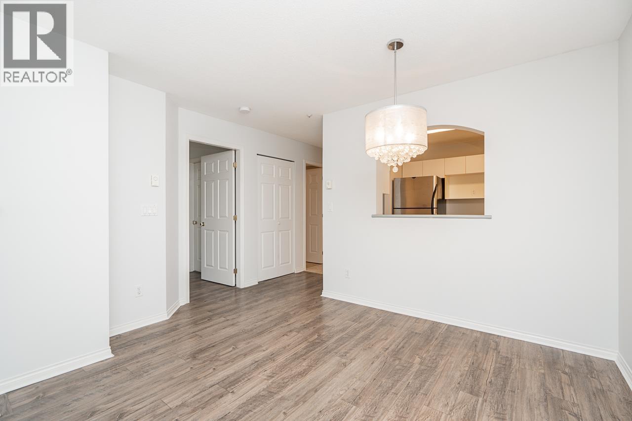 206 2990 Princess Crescent, Coquitlam, British Columbia  V3B 7R3 - Photo 10 - R3162364