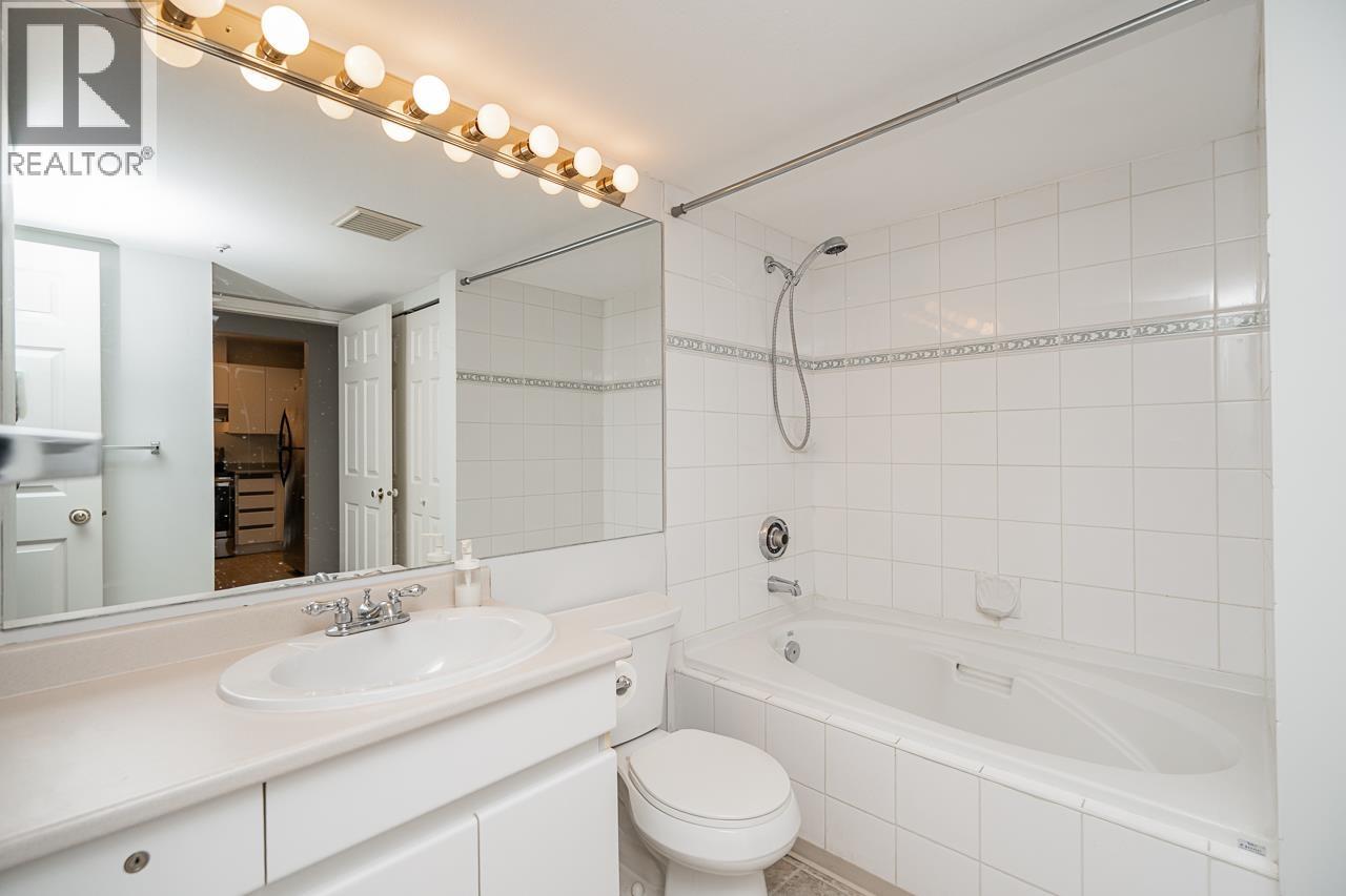 206 2990 Princess Crescent, Coquitlam, British Columbia  V3B 7R3 - Photo 23 - R3162364