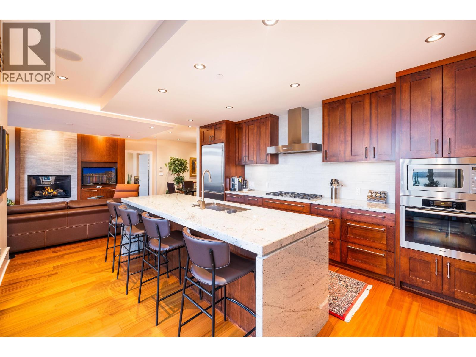 101 2535 Garden Court, West Vancouver, British Columbia  V7S 0A1 - Photo 14 - R3162369