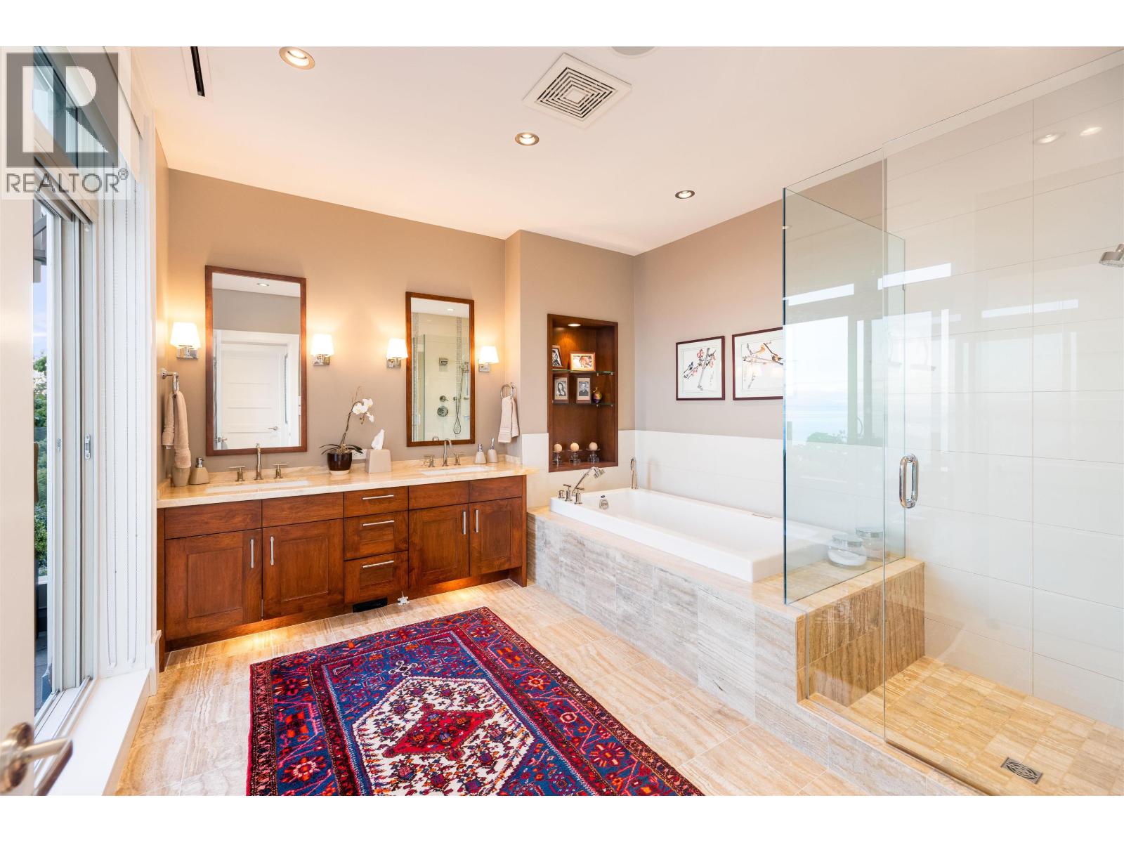 101 2535 Garden Court, West Vancouver, British Columbia  V7S 0A1 - Photo 21 - R3162369