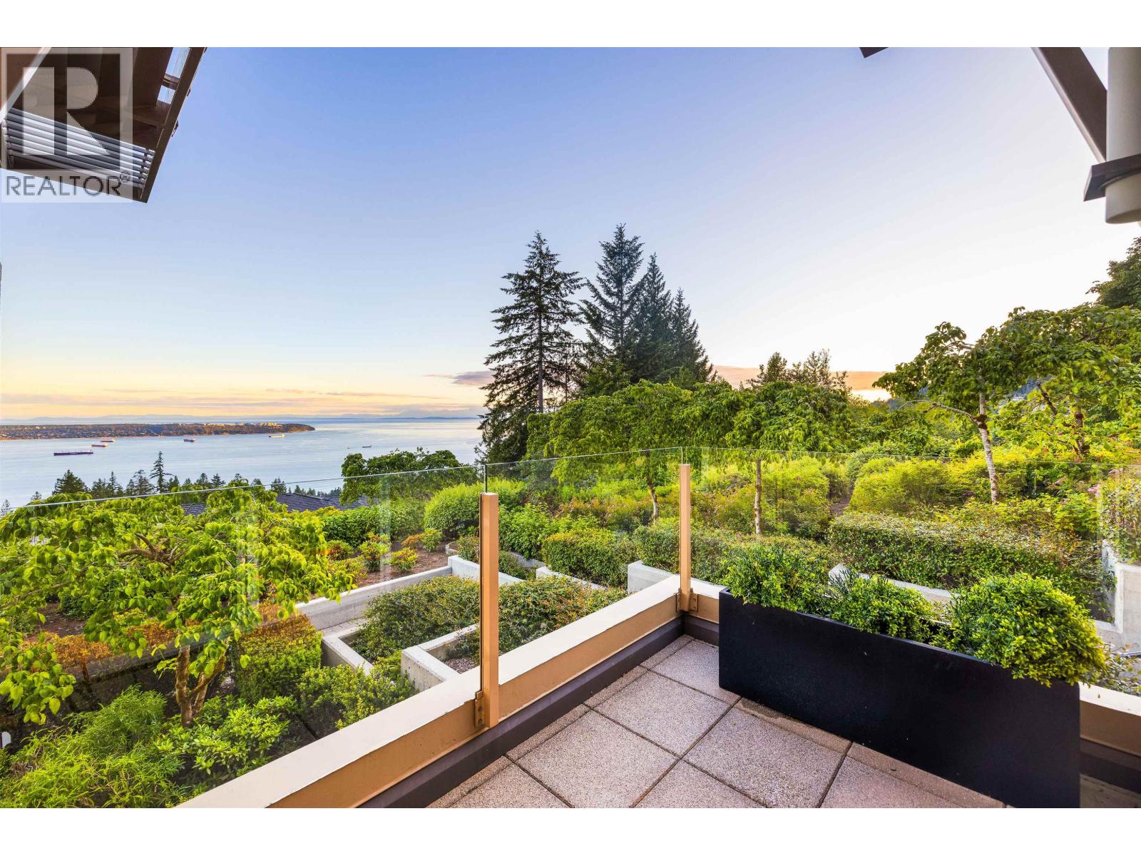 101 2535 Garden Court, West Vancouver, British Columbia  V7S 0A1 - Photo 24 - R3162369
