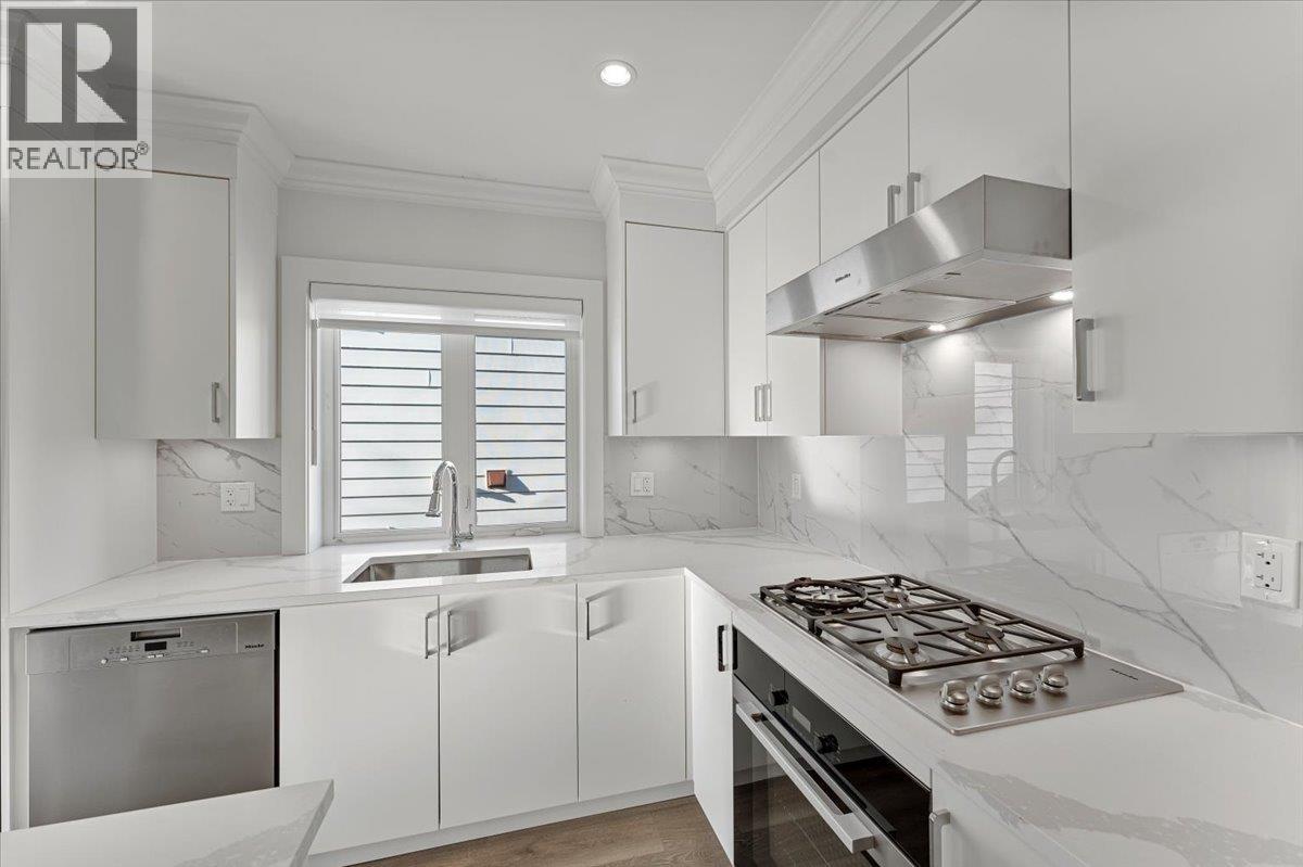 2227 W 16th Avenue, Vancouver, British Columbia  V6K 3B4 - Photo 16 - R3162381