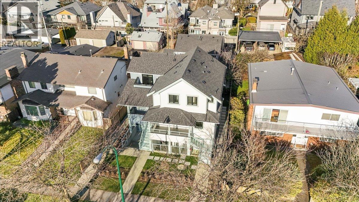 2227 W 16th Avenue, Vancouver, British Columbia  V6K 3B4 - Photo 34 - R3162381