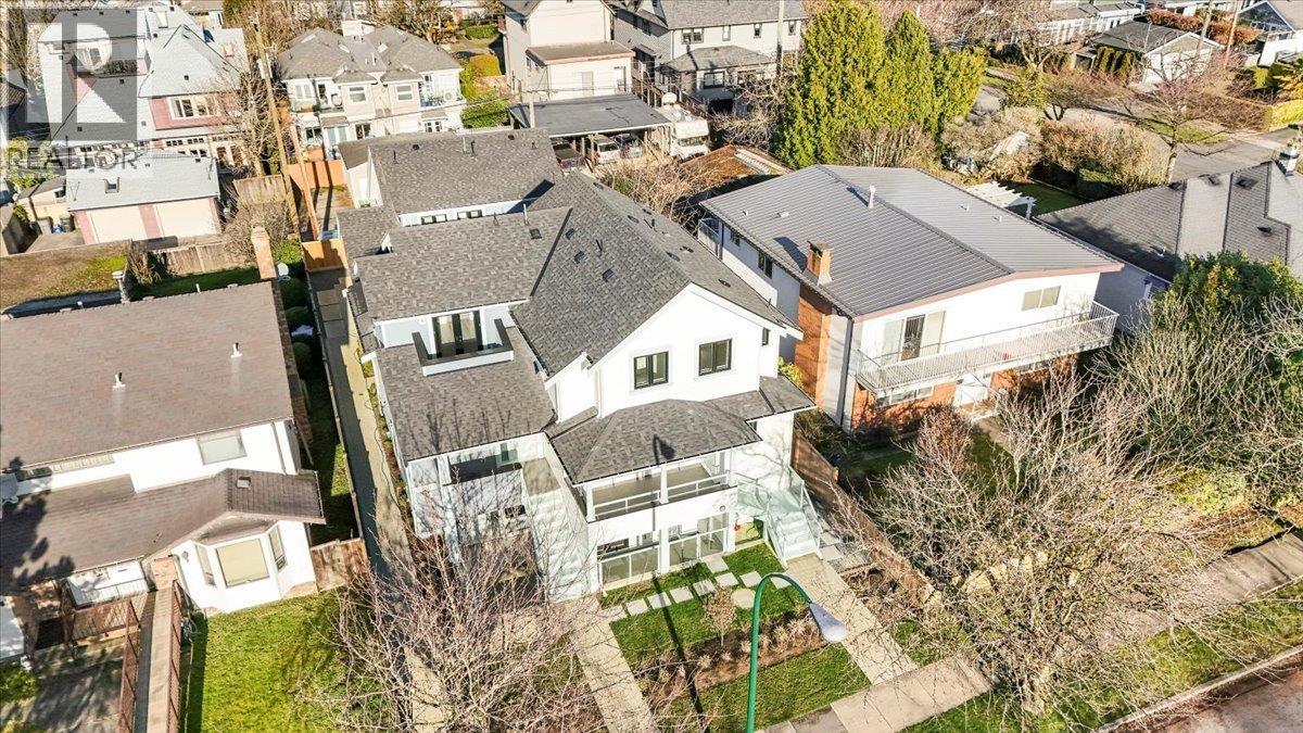 2227 W 16th Avenue, Vancouver, British Columbia  V6K 3B4 - Photo 35 - R3162381