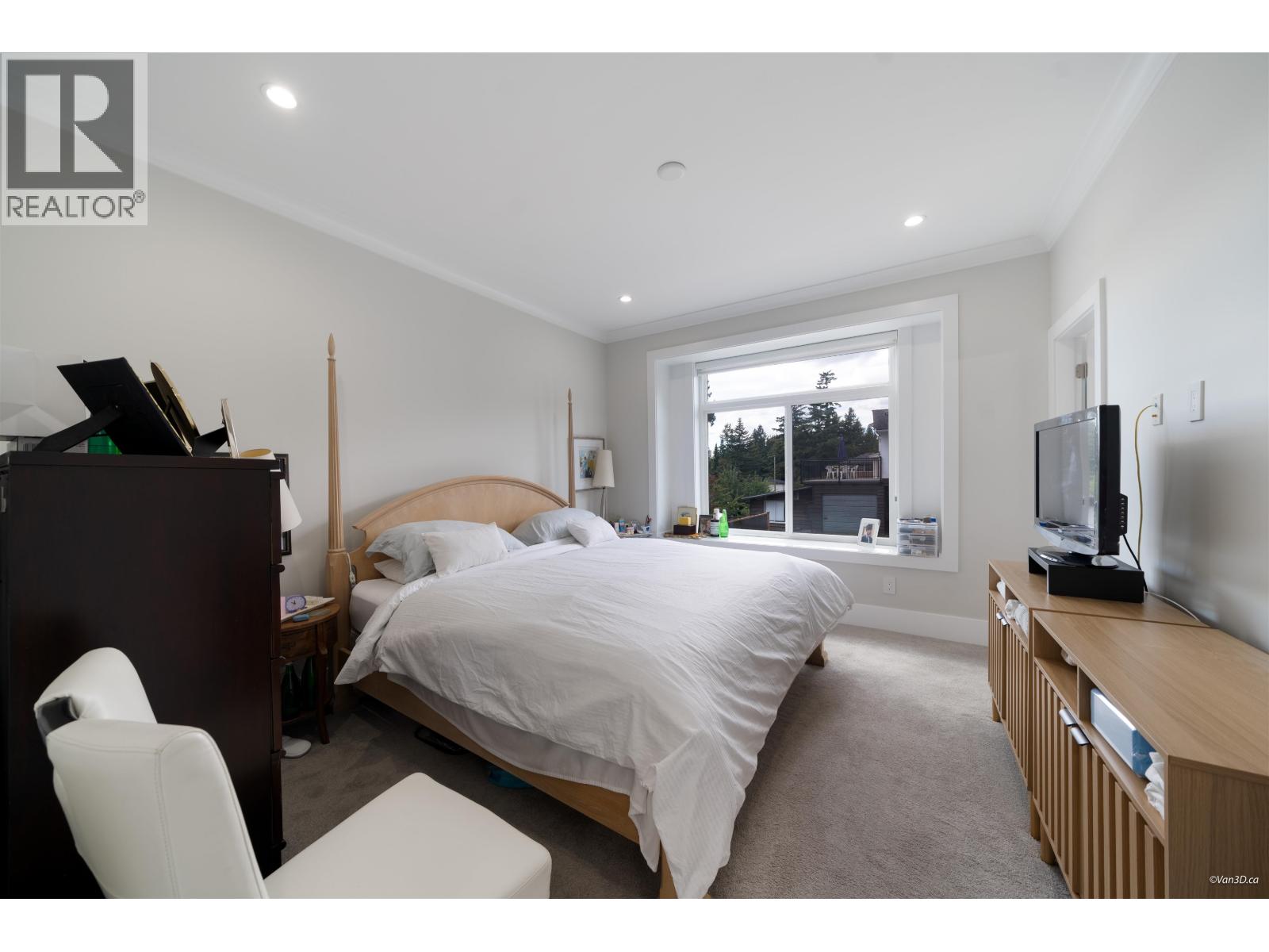 8227 Royal Oak Avenue, Burnaby, British Columbia  V5J 4L1 - Photo 19 - R3162382