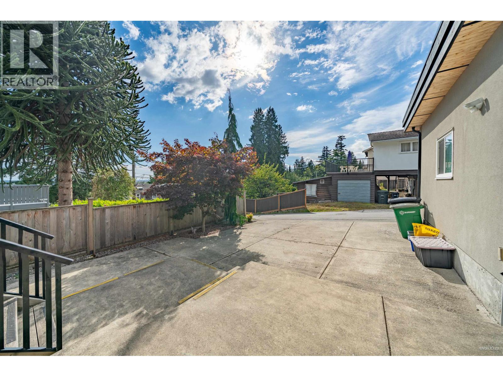 8227 Royal Oak Avenue, Burnaby, British Columbia  V5J 4L1 - Photo 37 - R3162382