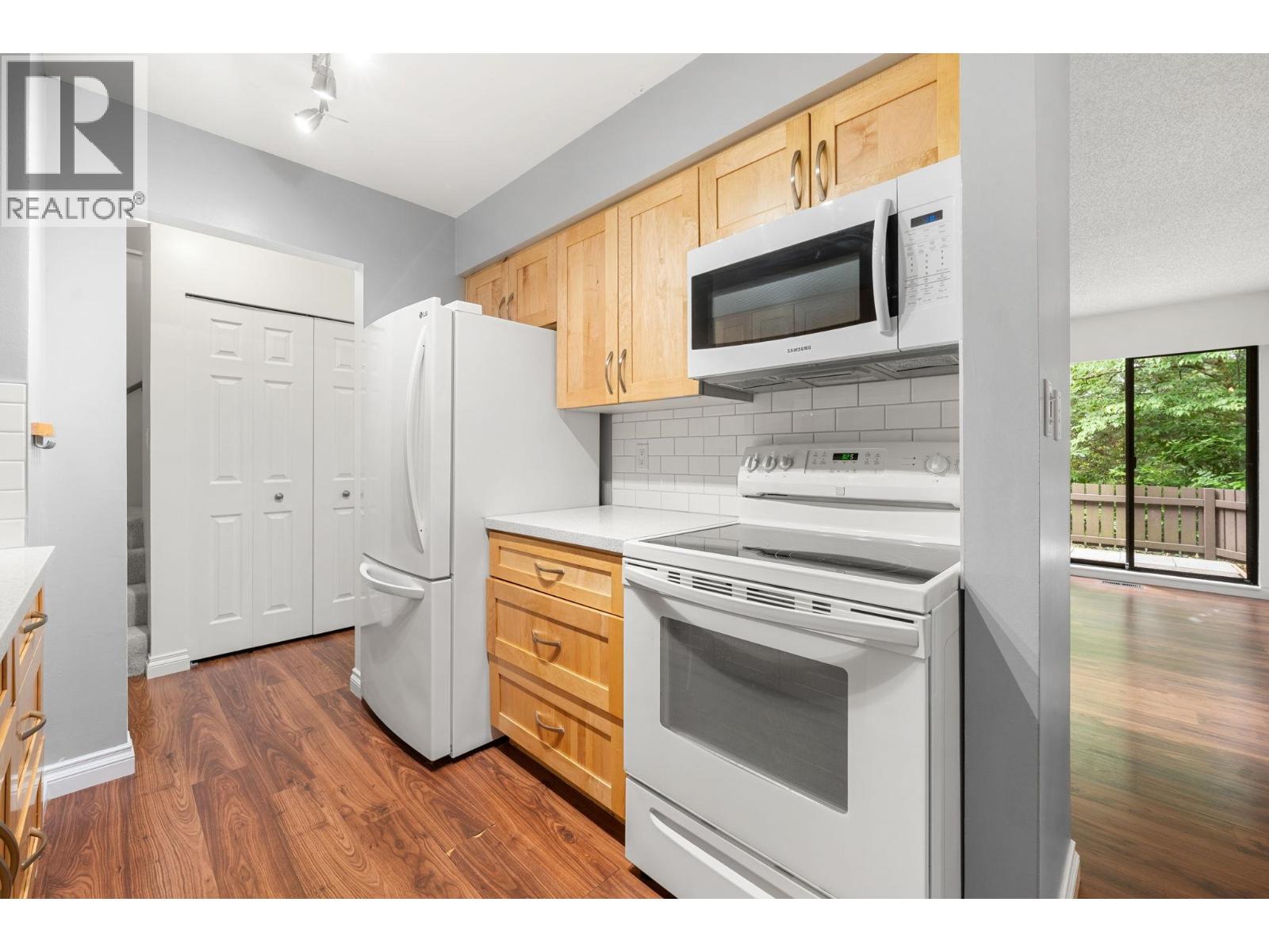 1828 Purcell Way, North Vancouver, British Columbia  V7J 3K3 - Photo 13 - R3162393