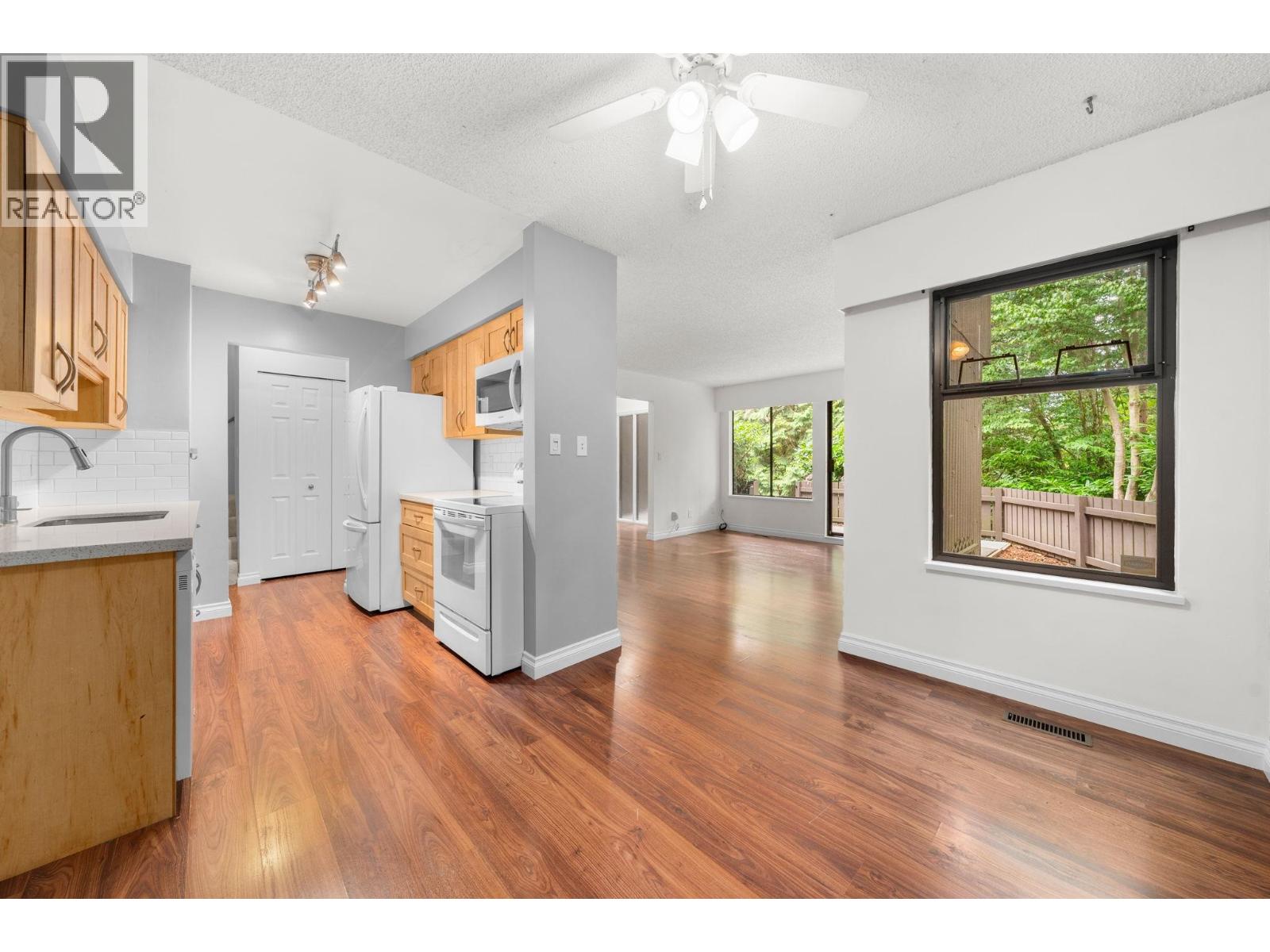 1828 Purcell Way, North Vancouver, British Columbia  V7J 3K3 - Photo 14 - R3162393