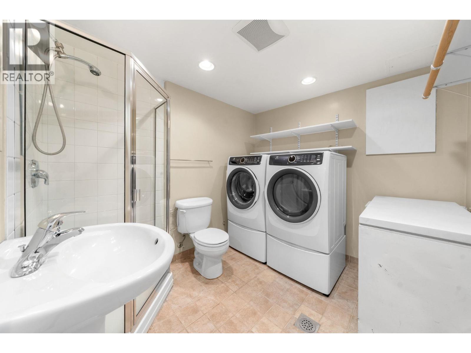 1828 Purcell Way, North Vancouver, British Columbia  V7J 3K3 - Photo 32 - R3162393