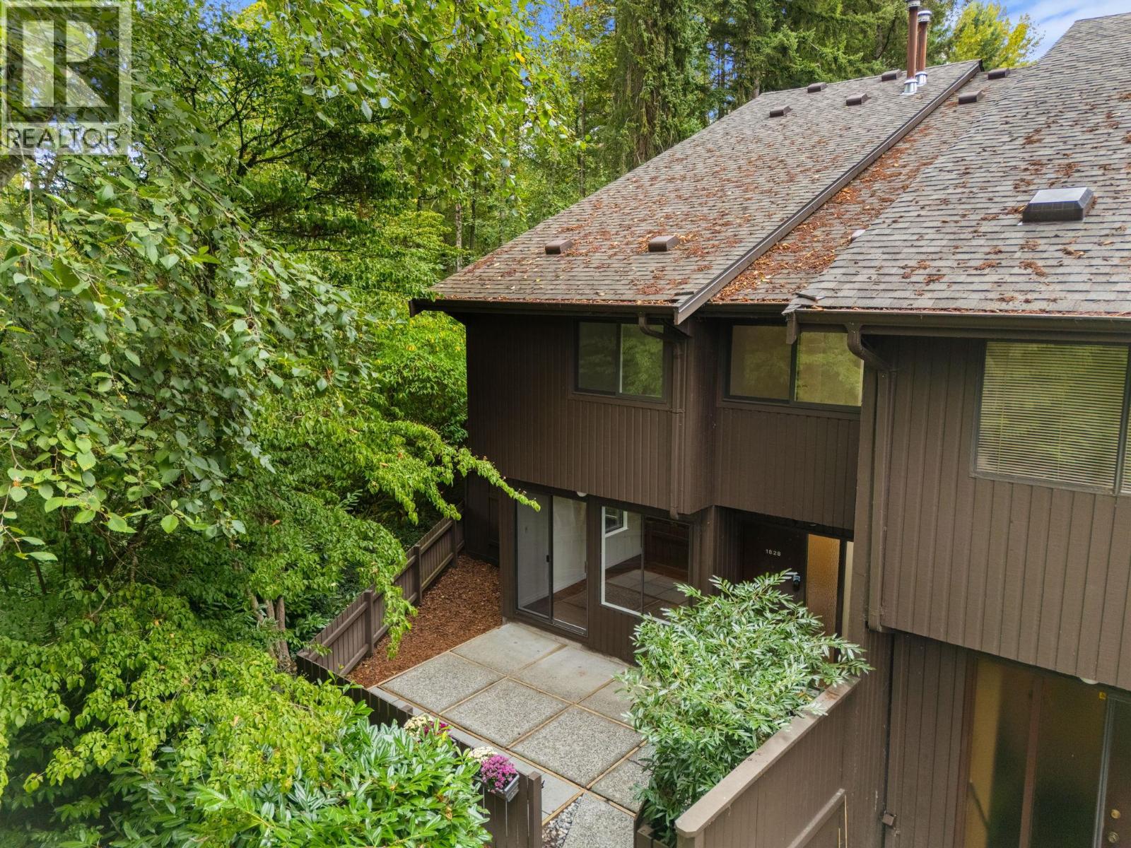 1828 Purcell Way, North Vancouver, British Columbia  V7J 3K3 - Photo 35 - R3162393