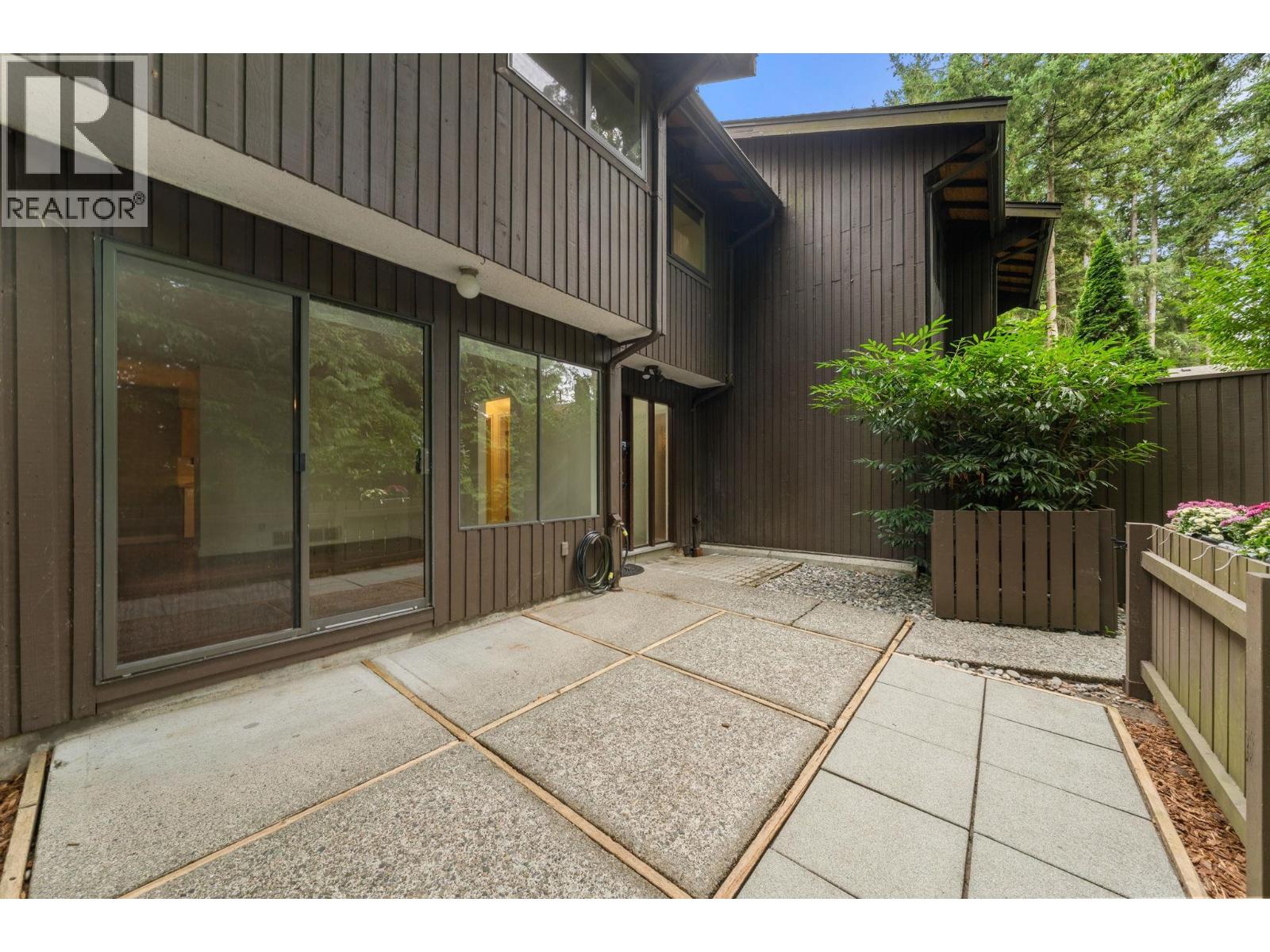 1828 Purcell Way, North Vancouver, British Columbia  V7J 3K3 - Photo 9 - R3162393
