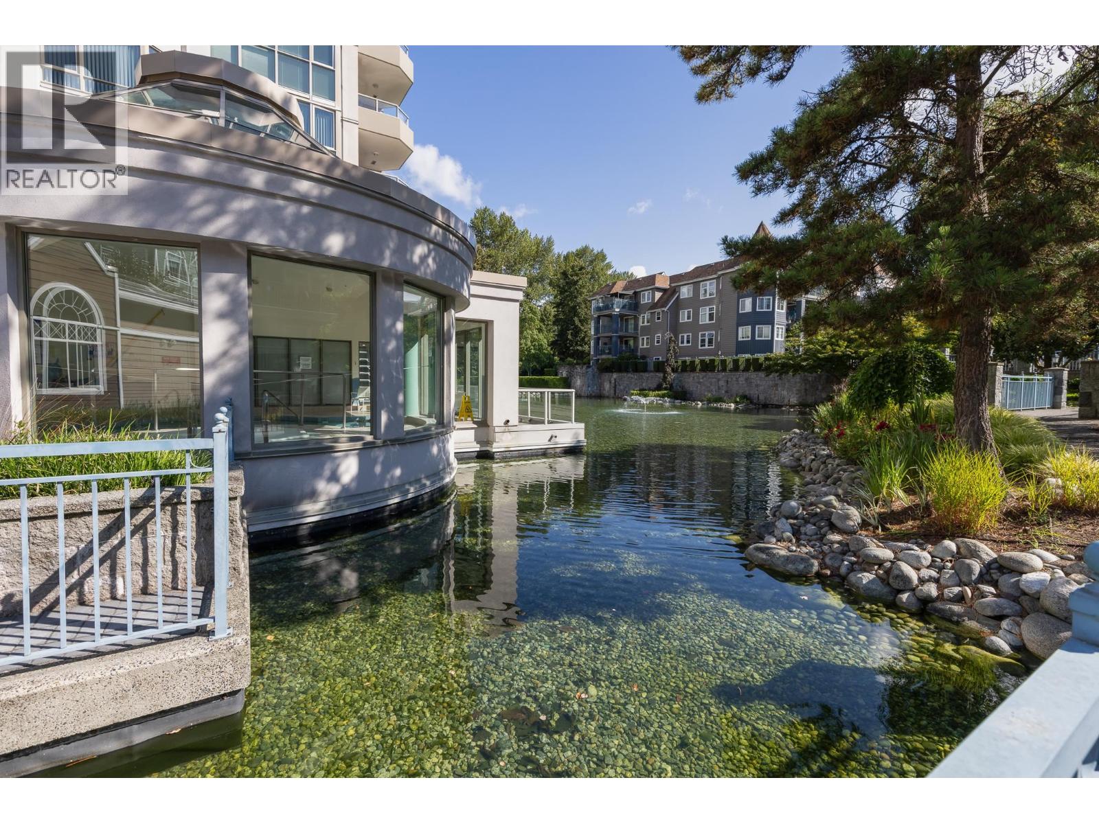 213 3085 Primrose Lane, Coquitlam, British Columbia  V3B 7S3 - Photo 3 - R3162421