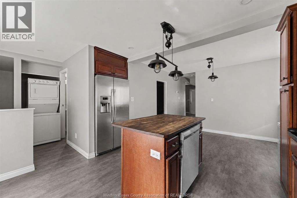 549 Clover, Windsor, Ontario  N8P 1C5 - Photo 4 - 26021916