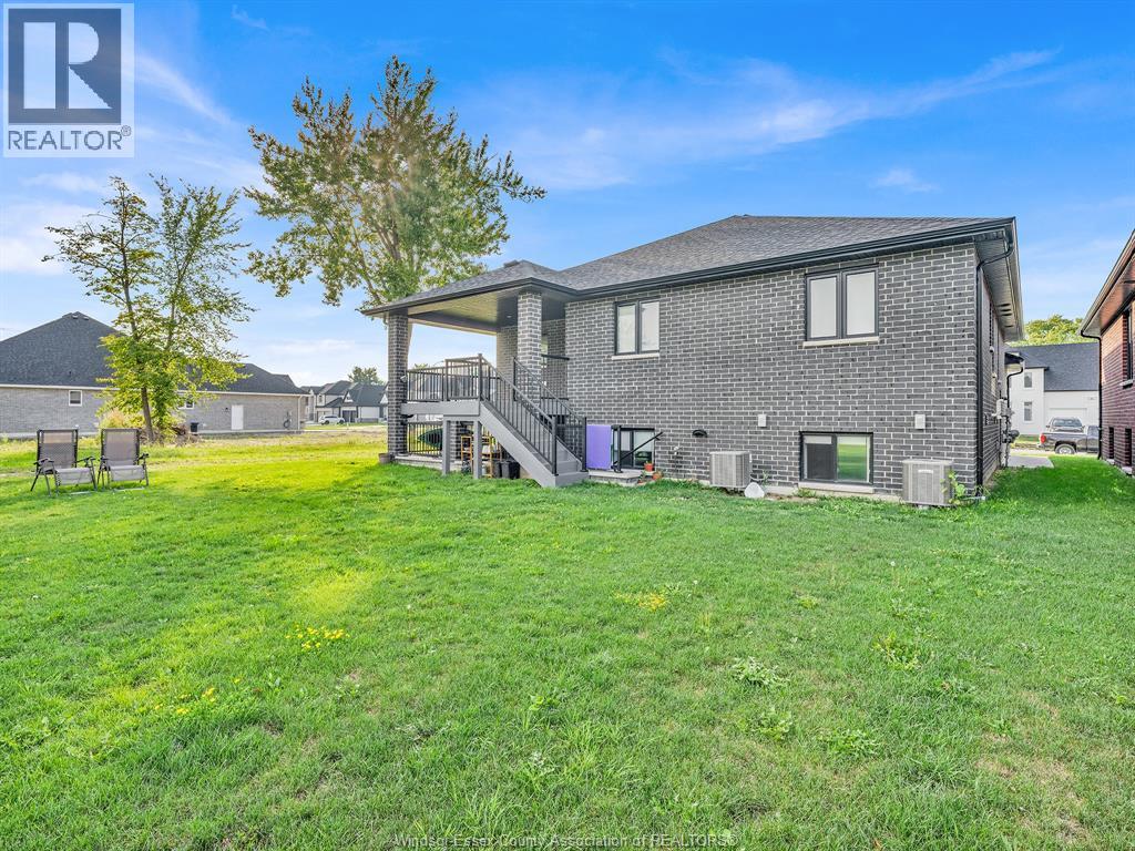 54 Redwood, Cottam, Ontario  N0R 1B0 - Photo 8 - 26021903