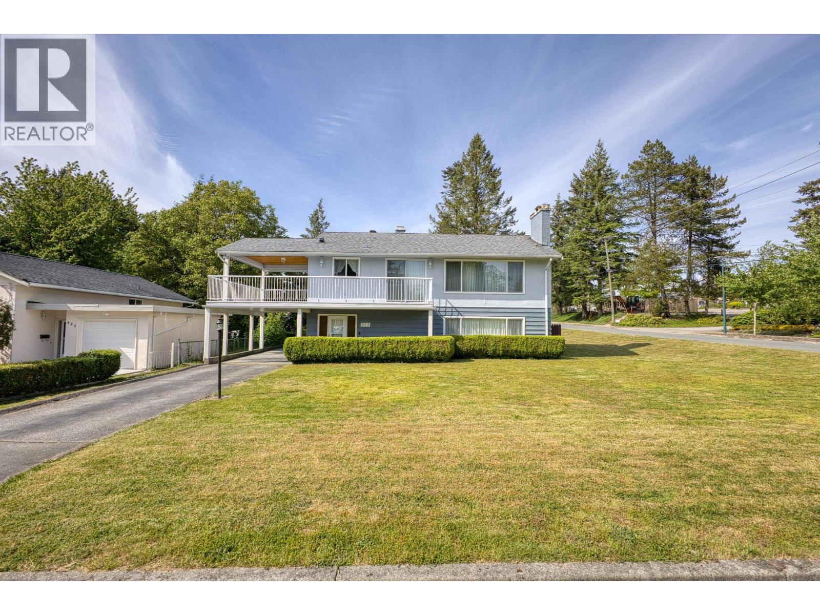 929 GROVER AVENUE, coquitlam, British Columbia