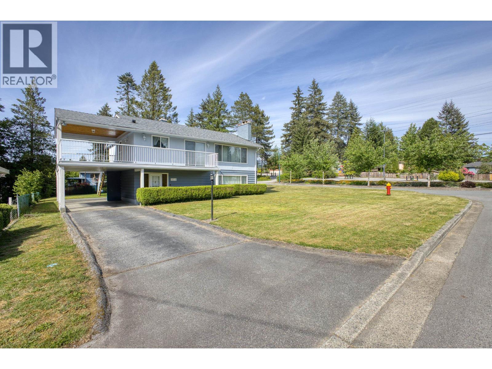929 Grover Avenue, Coquitlam, British Columbia  V3J 3E4 - Photo 2 - R3162363