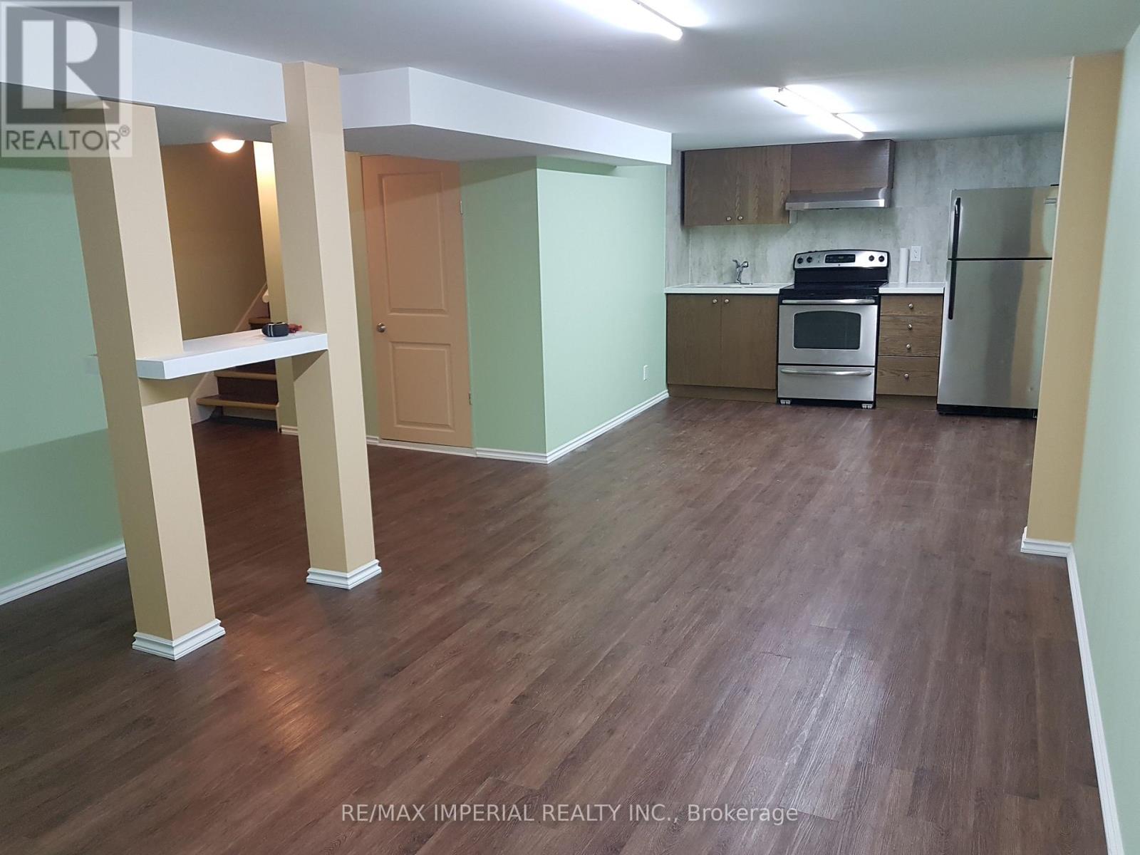 110 Patterson Street, Newmarket, Ontario  L3Y 4Y8 - Photo 2 - N13756222