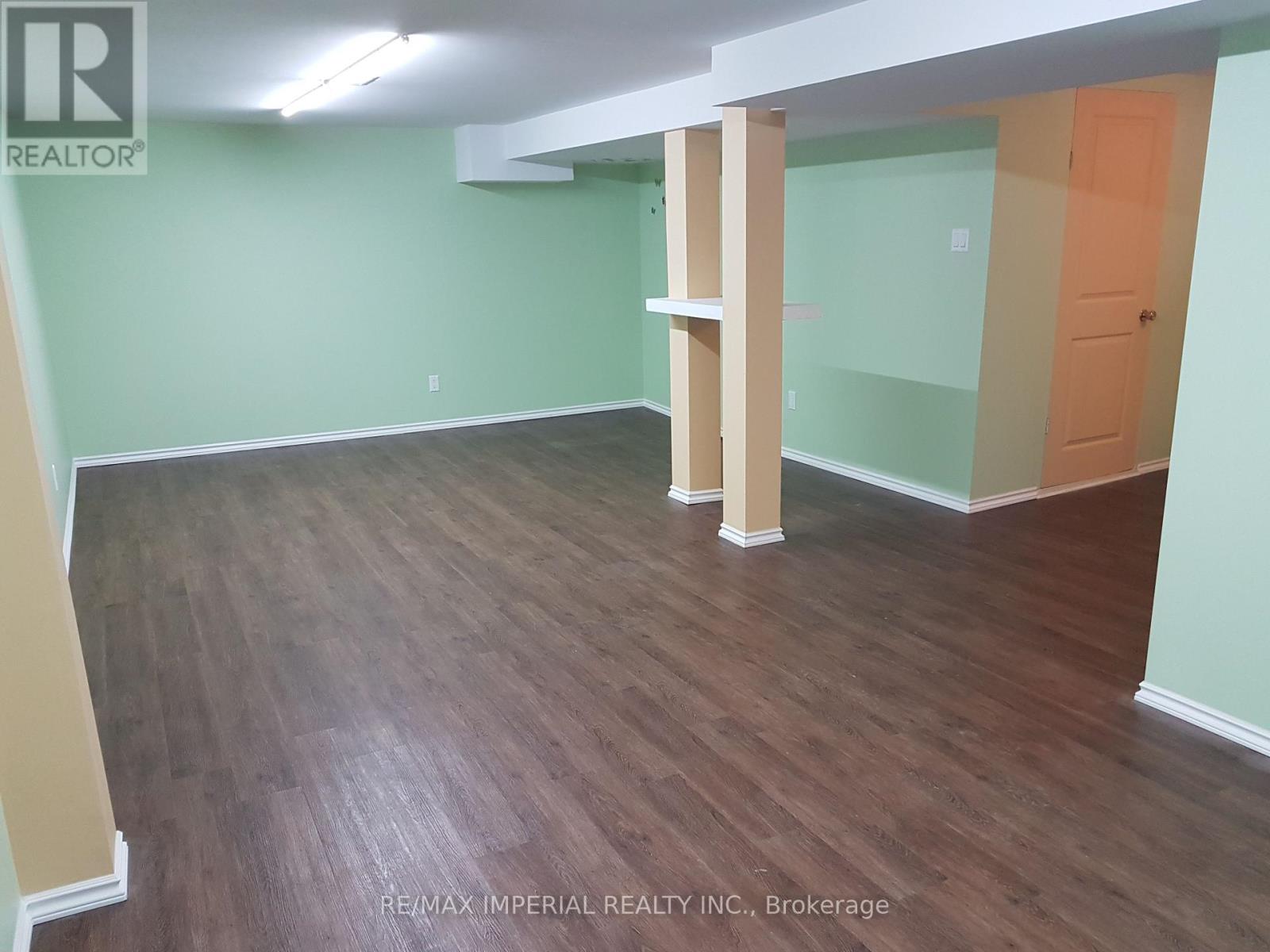 110 Patterson Street, Newmarket, Ontario  L3Y 4Y8 - Photo 4 - N13756222