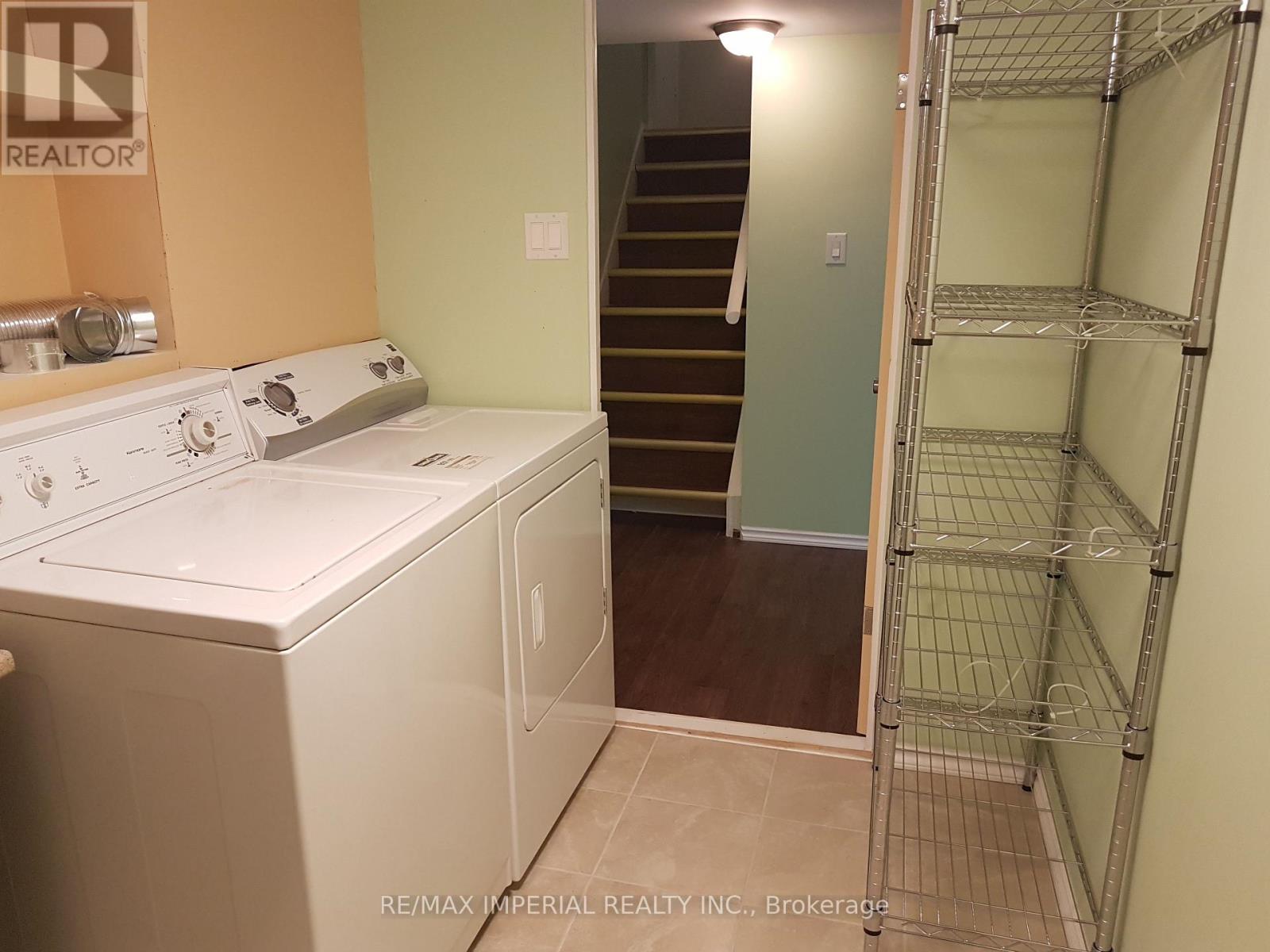 110 Patterson Street, Newmarket, Ontario  L3Y 4Y8 - Photo 6 - N13756222