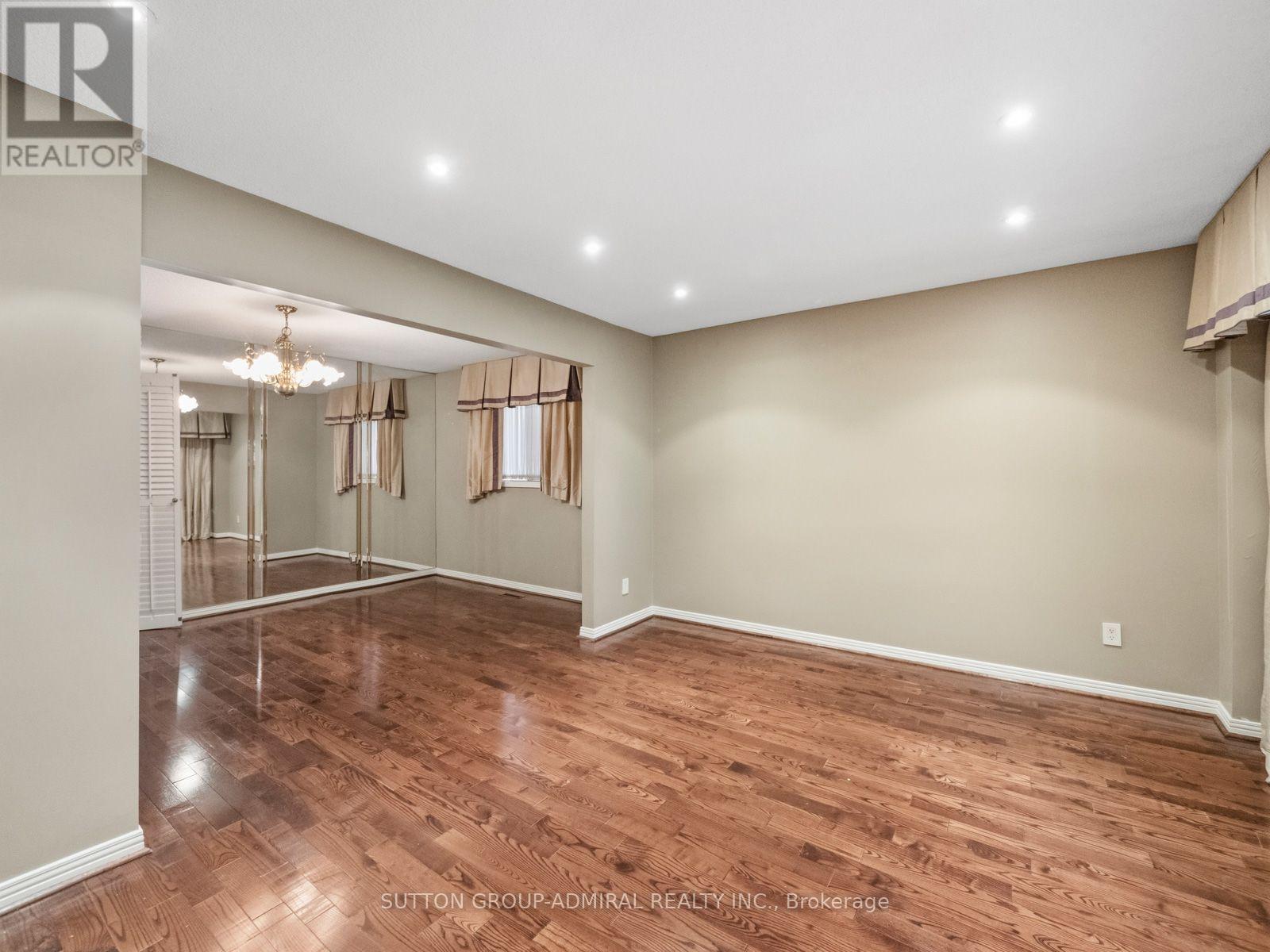 19 Jessica Gardens, Vaughan, Ontario  L4J 3G1 - Photo 15 - N13756252