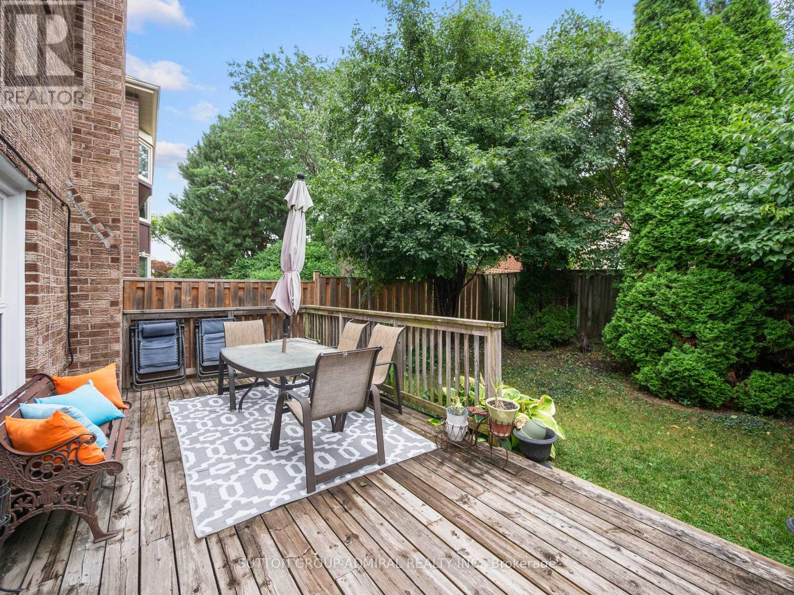 19 Jessica Gardens, Vaughan, Ontario  L4J 3G1 - Photo 35 - N13756252