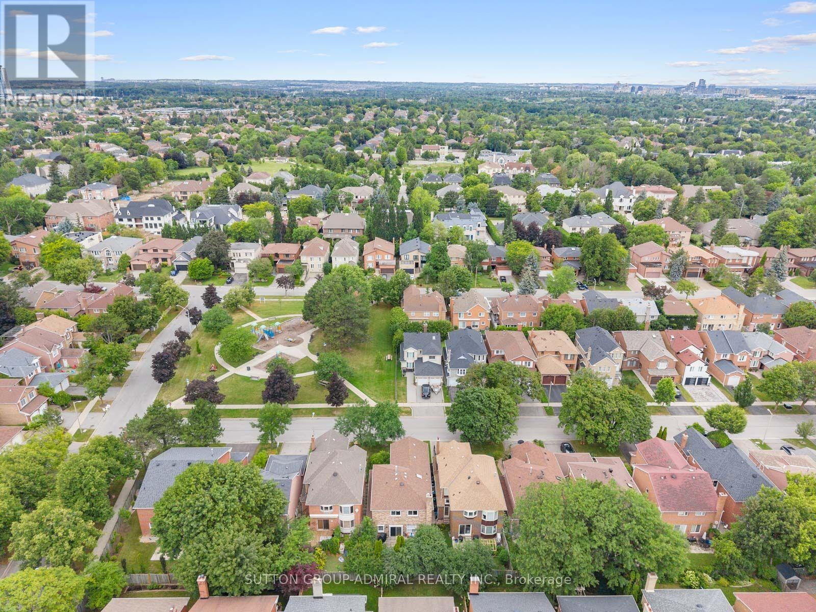 19 Jessica Gardens, Vaughan, Ontario  L4J 3G1 - Photo 41 - N13756252
