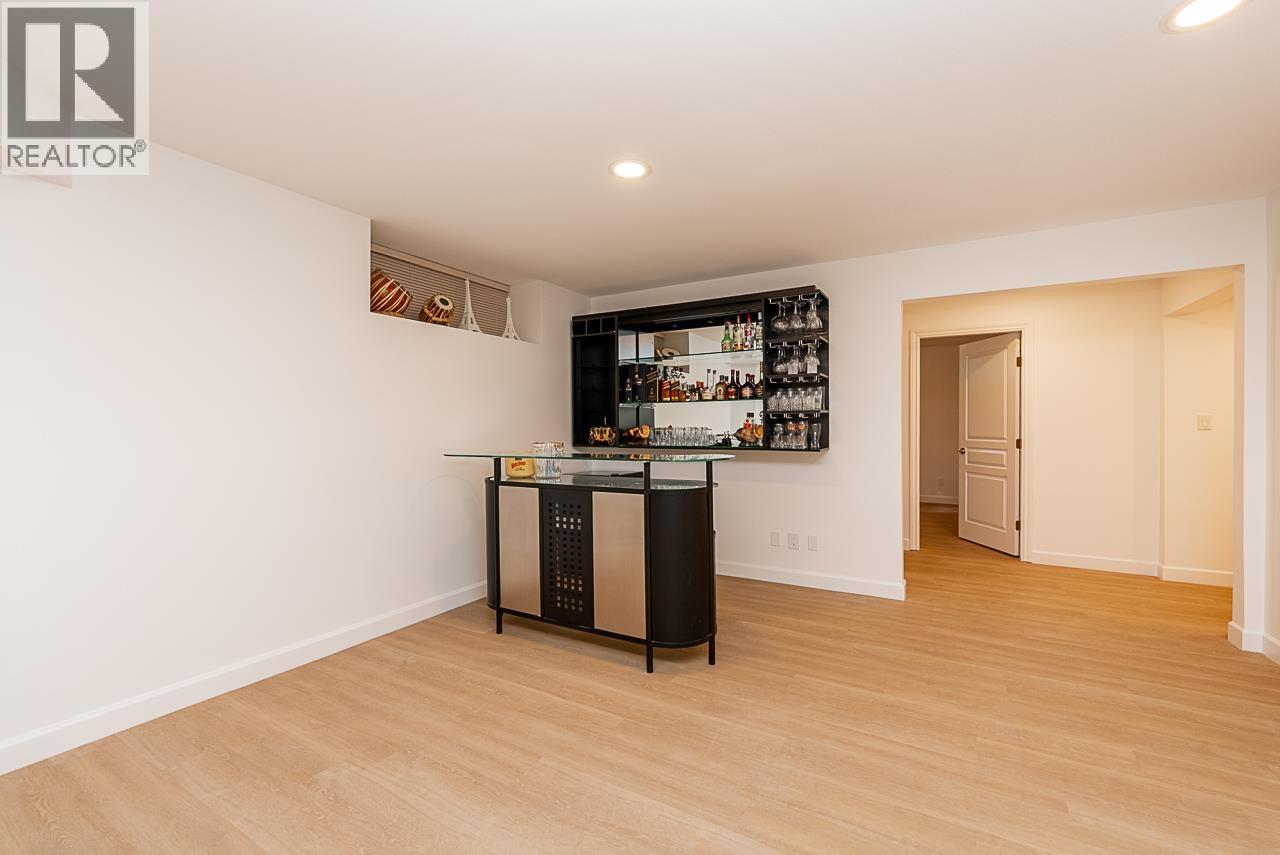 8108 Westlake Street, Burnaby, British Columbia  V5A 2B4 - Photo 29 - R3162396