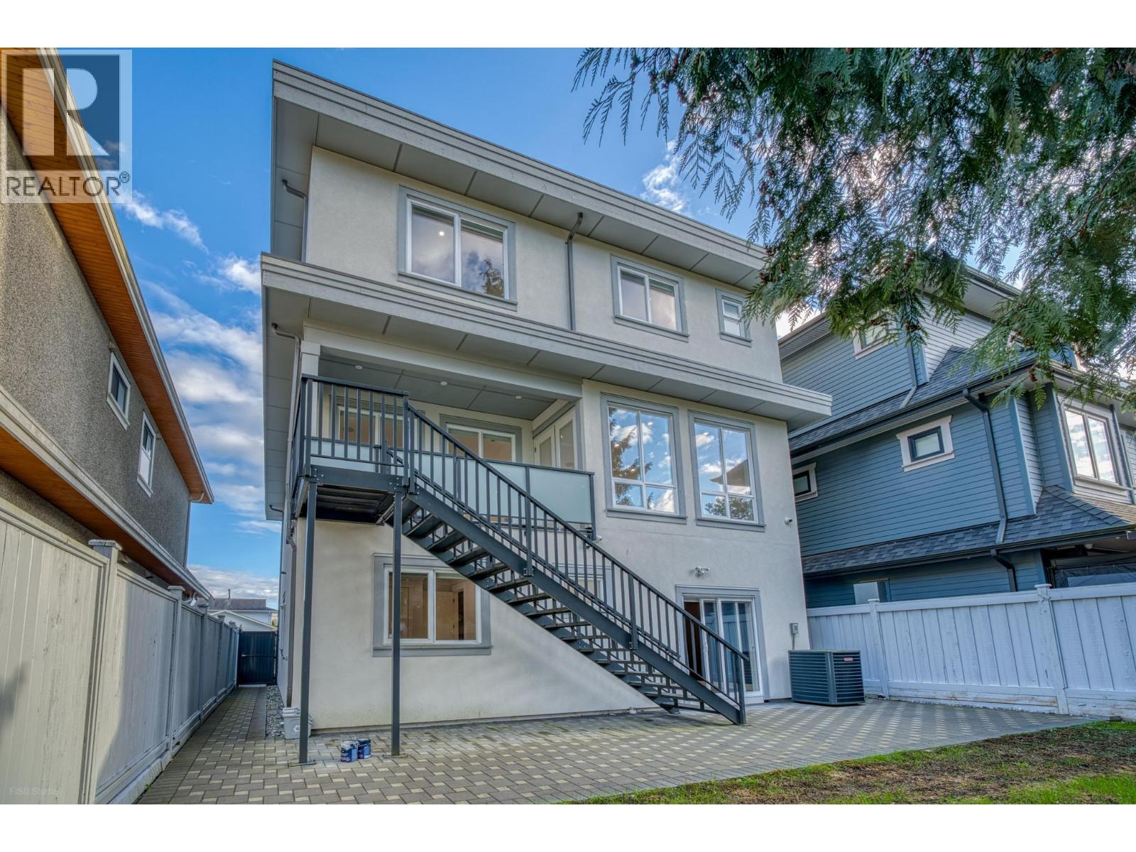 4471 Windjammer Drive, Richmond, British Columbia  V7E 4L7 - Photo 3 - R3162404