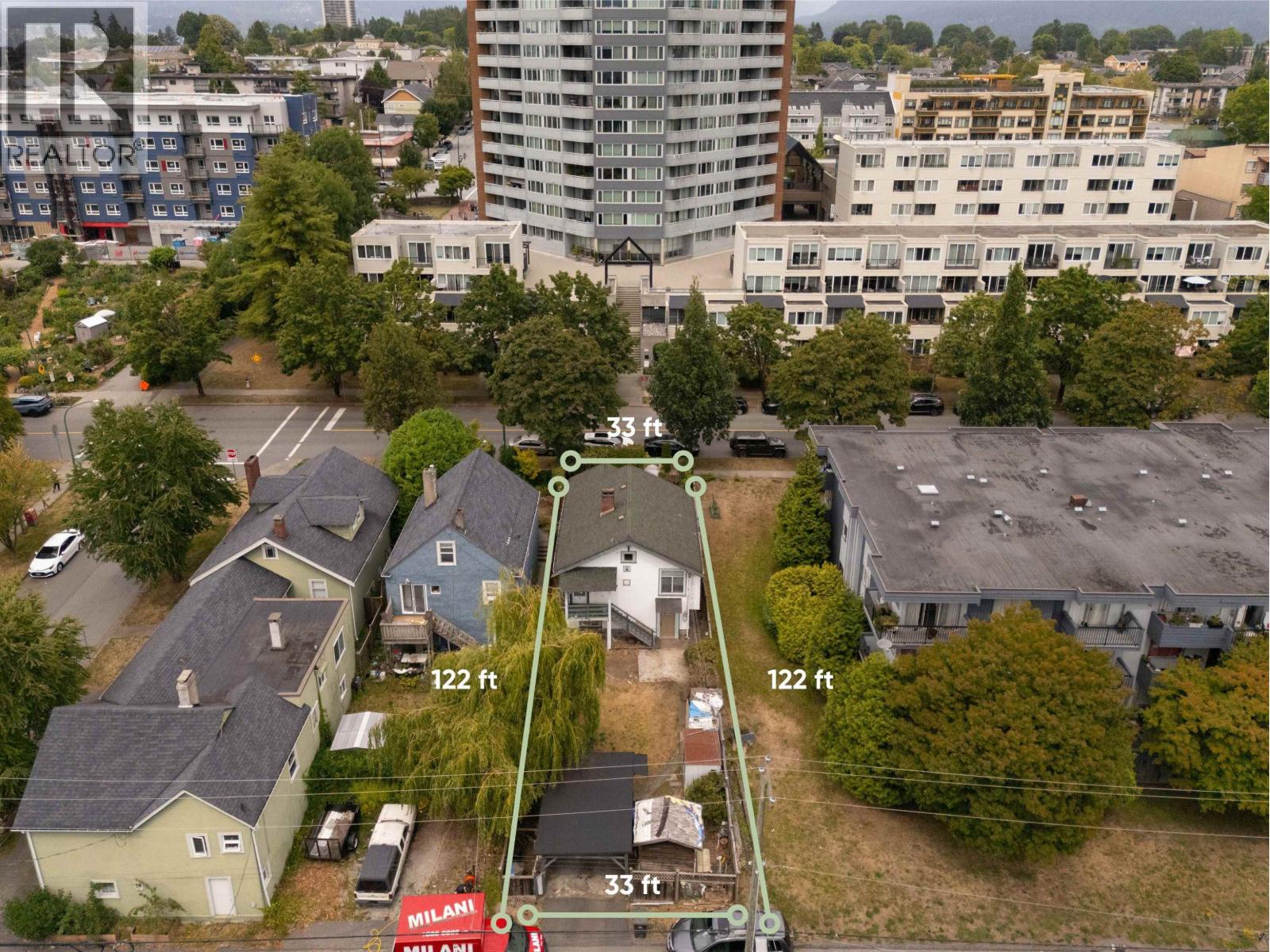 3906 Pender Street, Burnaby, British Columbia  V5C 2L6 - Photo 5 - R3162407