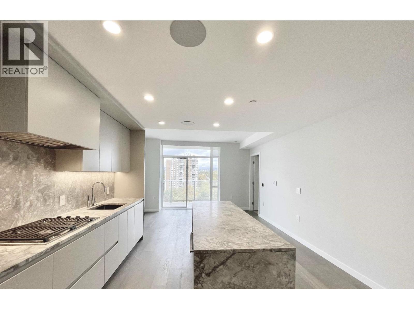 1402 7433 Cambie Street, Vancouver, British Columbia  V6P 0J8 - Photo 3 - R3162414