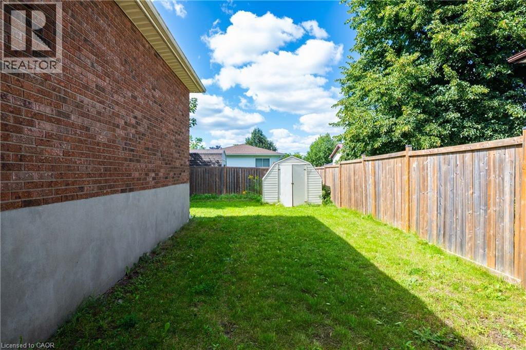 141 Cedar Crest Street, Kitchener, Ontario N2N 2A6 - Photo 27 - 40861395