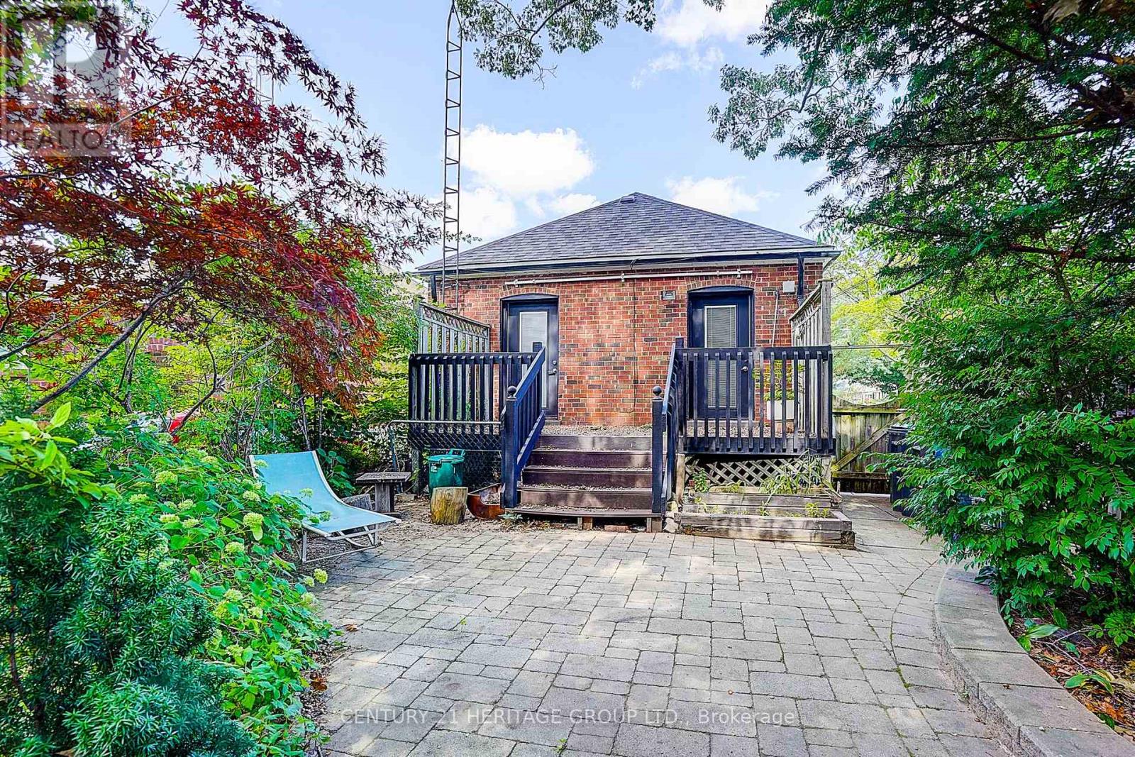 441 Rimilton Avenue, Toronto, Ontario  M8W 2G7 - Photo 11 - W13756130