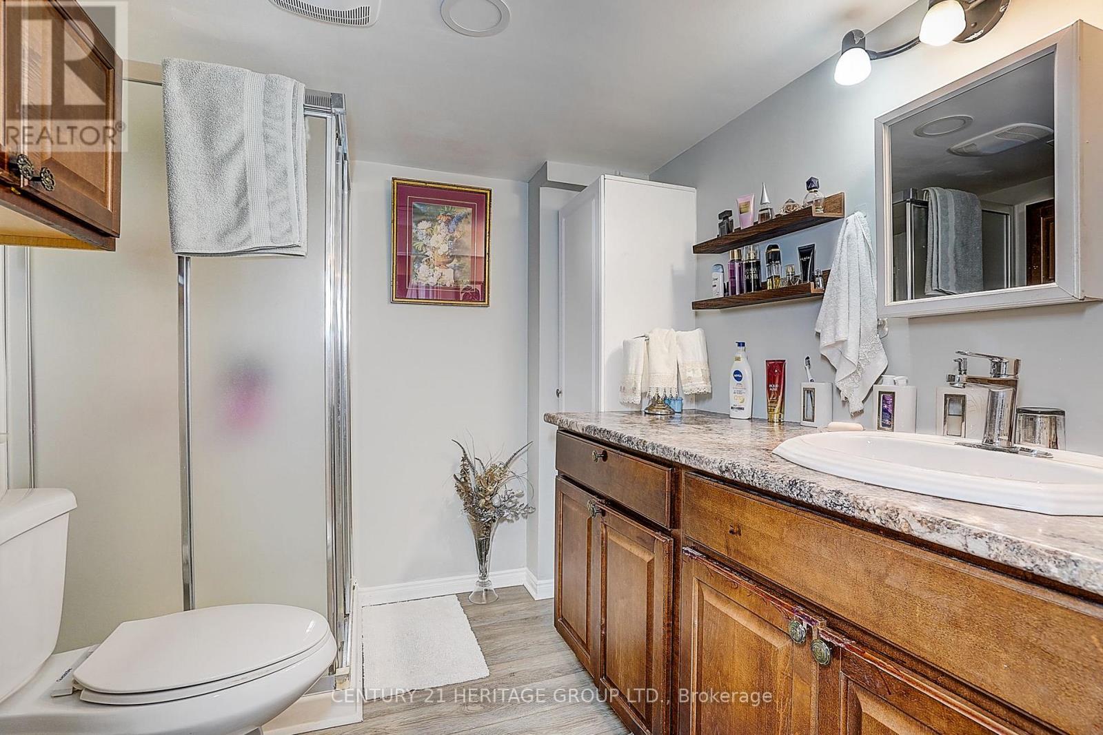 441 Rimilton Avenue, Toronto, Ontario  M8W 2G7 - Photo 43 - W13756130