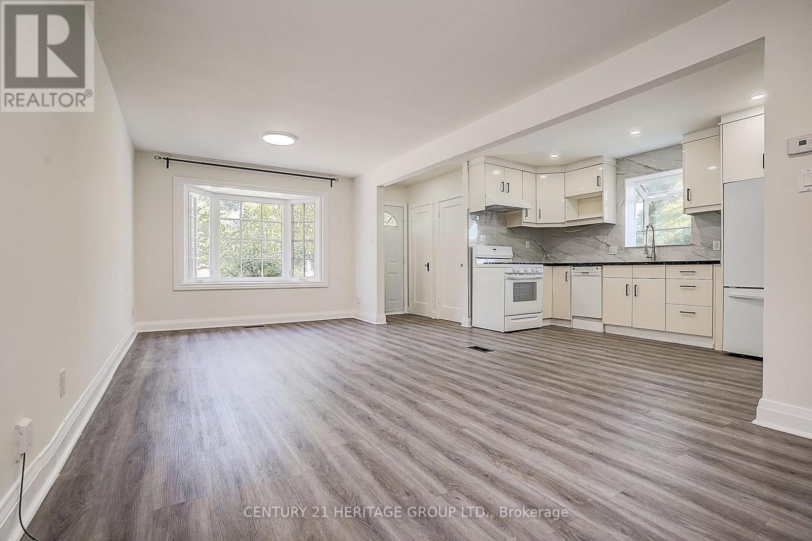 441 Rimilton Avenue, Toronto, Ontario  M8W 2G7 - Photo 19 - W13756132