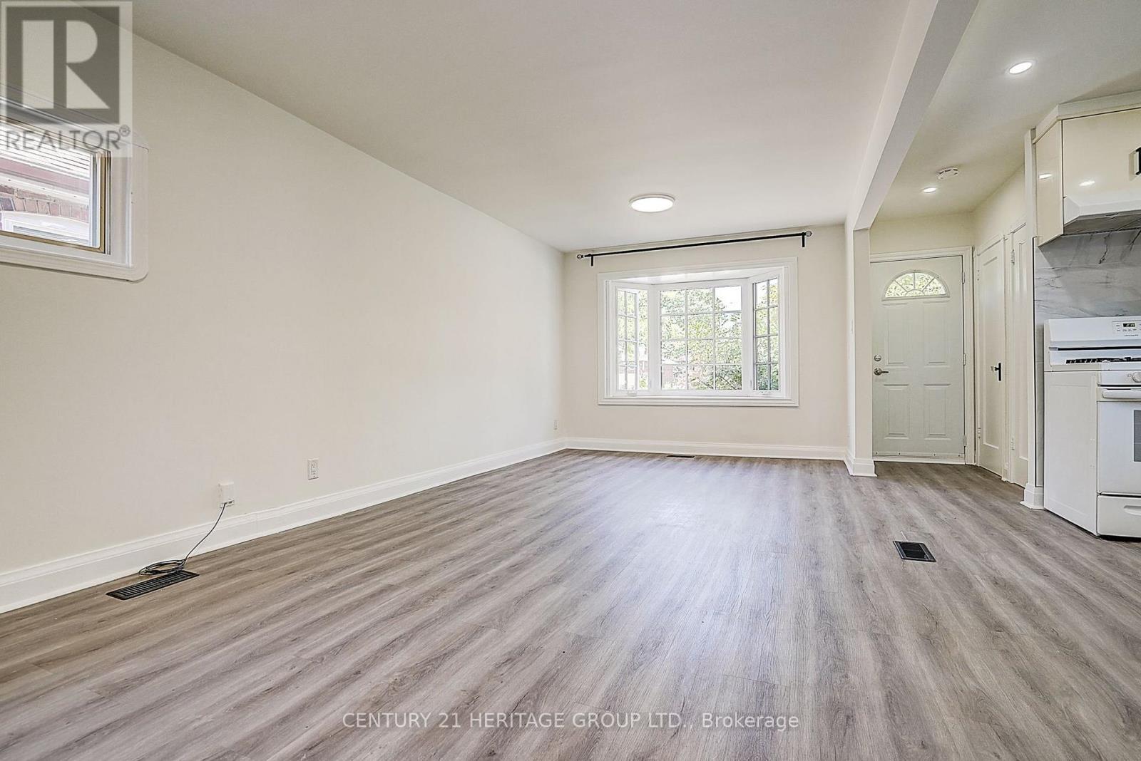 441 Rimilton Avenue, Toronto, Ontario  M8W 2G7 - Photo 20 - W13756132